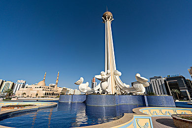 黑料.su永久有效:揭秘暗夜狂飙隐藏改装系统,挑战赛车道德边界-2