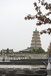 国产AV作品：智能驾驶竞速新游上线，沉浸体验未来科技都市风驰电掣-2