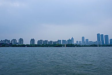 男生女生做那个软件：极速墨西哥，虚拟公路上的情感联结与竞速社交-3