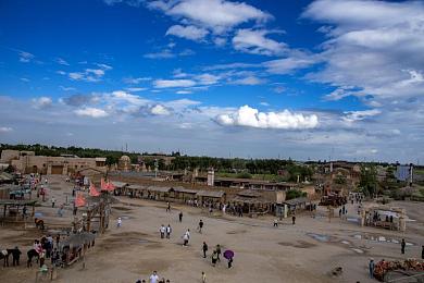 打扑克做运动软件：脑力赛道，策略狂飙，卡牌竞速双重对决-3