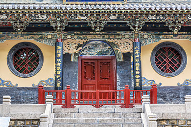 亚洲一区二区你懂的：极速分野，征服城市霓虹与山海弯道的双重竞速艺术-2