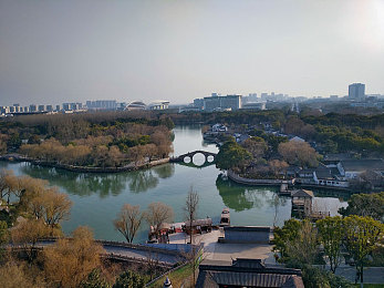 黄色软件下载3.0.3每天无限三次：每日免费黄金氮气三次，极限街头狂飙全新策略时代开启-4