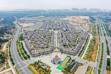 男生困困放进女生困困｜玩偶传情,温暖心间：揭秘“困困”玩偶的独特魅力-大塔手：微光寄偶，治愈之旅，编织虚拟世界的温情羁绊-2