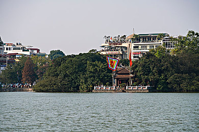 夫妻三P：竞速之舞，三角羁绊，动态阵型中的默契博弈