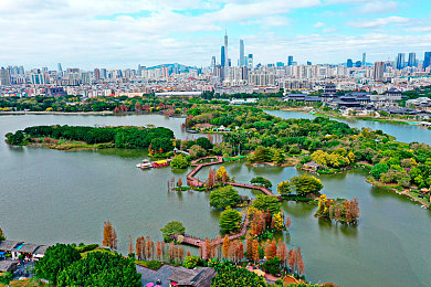班花让男生诵：校园竞速新作今日上线，记忆赛道挑战青春极限-2