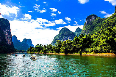 美女没穿衣服的软件：《极速幻影》模组热潮引争议，玩家自制内容如何重塑赛车游戏文化-4