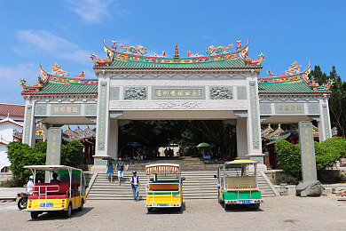 αV成人:驾驭进化,人车合一的终极竞速之旅-2