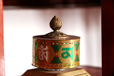 黄软件免费下载3.0.3每天更新:霓虹都市,永不落幕的极速进化之旅-2