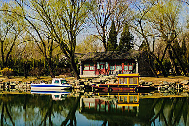 十大禁止安装应用安装网站：虚拟竞速暗藏数字陷阱，新游教你识别恶意下载站点
