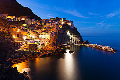 绿巨人404：驾驭失控钢铁巨兽，在数据风暴中撕裂废土狂飙-4