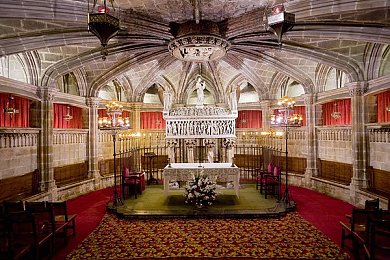 男生因困和女生困困放在一起：速度激情碰撞田园牧歌，探索游戏世界的双重治愈体验-1