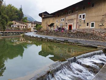 拳皇火舞公园三小孩：格斗新星降临都市，开放世界重燃热血战魂-2