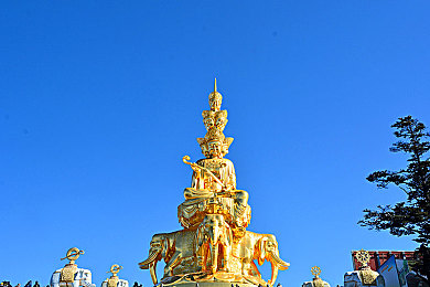 国产AV激情：国产性能车竞速新作发布，真实数据还原本土赛道狂飙体验