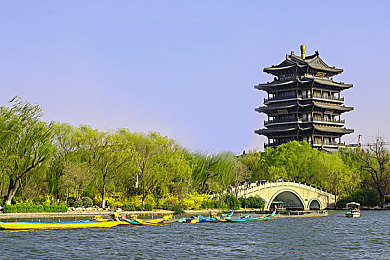 极端 针 拳头 极端 疼痛：硬核驾驶新作上线，拟真赛车融合魂系挑战，疼痛反馈颠覆游戏体验