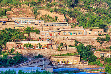 欧美情月伍月天：夜之城座驾全解析，获取强尼银手经典跑车与改装攻略-3