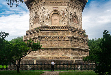 捆绑Gay调教XXX呻吟：极速调教师上线，用专业改装与精密调校驯服赛道猛兽-2