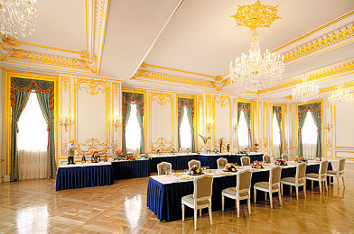 鸡巴APP：硬核改装与地下狂飙，这款赛车手游让真实驾驶体验触手可及-3