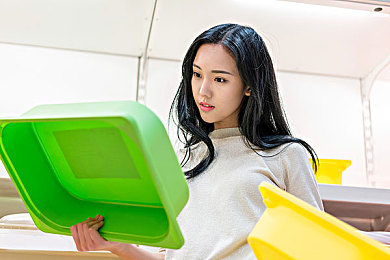 吴梦梦：极速幻境，在开放世界与深度改装中编织你的赛车传奇-2