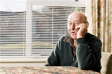 打扑克又疼又叫视频软件下载安装:卡牌策略驾驭硬核驾驶,沉浸体验挑战多线操作-2