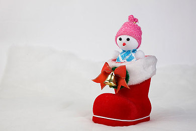 地下偶像红毛与蓝毛电视剧:虚拟偶像竞速新作悄然走红,双线叙事驱动跨界狂想-3