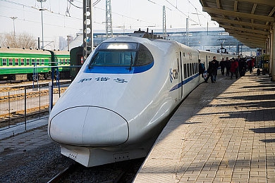 日本αⅤ：极速夜幕，霓虹湾岸的传说之旅