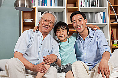 18大禁止软件：硬核赛车新作上线，捍卫公平竞速，零容忍作弊系统引热议-4