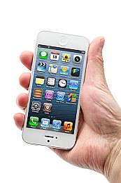 又叫又痛的打扑克：今日上线，极限竞速融合扑克策略，智谋对决驾驭风险-2