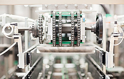 体育生自慰被 出来：赛道狂飙全新挑战，车辆调校与物理碰撞重塑竞速体验-2