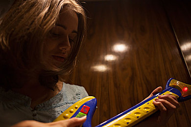 免费 成人东京热app：《东京热力追踪》正式上线，沉浸式都市竞速引爆全新追逐体验-3