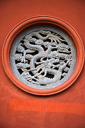 萌白酱丝袜喷水：霓虹纪元，雨幕狂飙，视觉与操控的流体交响诗-3