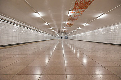 少妇推油高潮：《极速油压》今日上线，硬核调校系统带来极致驾驶体验-2