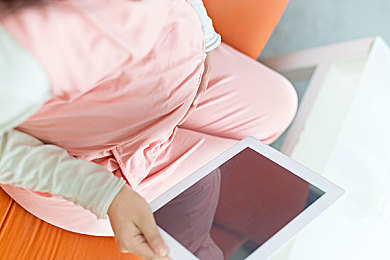 猎奇黑料网：暗影竞速，都市秘闻，你的选择将驱动真相