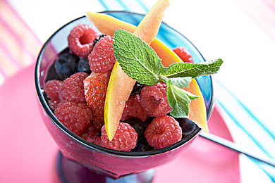 男生女生一起相差差差APP：双人竞速新作极速搭档上线，差异化协作机制颠覆传统玩法-3