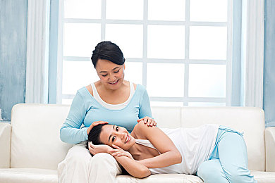 成人影视aV：视觉革新，驾驭光影，《光影飞驰》开启竞速艺术新纪元-3