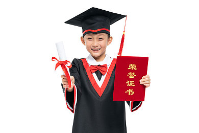 打扑克又痛又叫视频免费软件：极速牌手狂飙对决，赛道牌术与竞速激情的创新融合