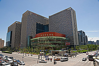 黄色软件下载VIVO：疾速幻影，跨界超跑虚拟之旅-2