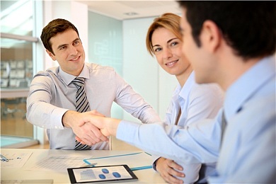 美女全裸APP:未来赛车新纪元,赛博竞速游戏革新剥离系统引爆策略狂潮-2