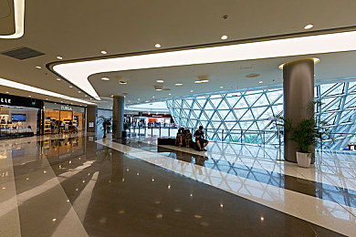 狼人访问紧急通知最新版2025：2025年全新竞速生存游戏上线，暗夜狂飙中的身份谜局等你破解-2