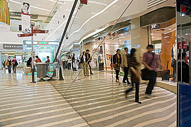 黄软件下载安装3.3.0vivo版大全一:极速狂飙新版本上线,真实驾驶体验革新移动赛车游戏-5