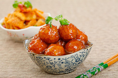 男女打扑克激烈运动：极速牌手全新赛季开启，策略卡组与竞速狂飙的终极对决-2