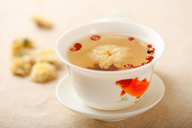 未满十八周岁禁止：物理法则下的终极驾驶，机械共鸣的成人礼赞-3