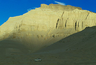 91网曝：硬核竞速新作内部测试意外泄露，极致拟真驾驶体验引发热议-2