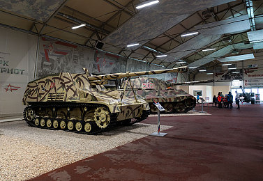 KTV1069gay：霓虹赛道疾驰，心弦羁绊交织，竞速人生新定义-2