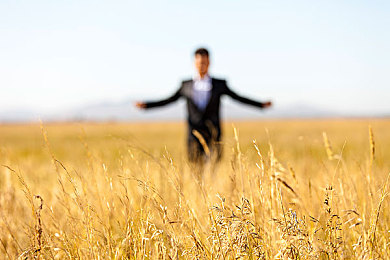 黄金软件app下载3.0.3oppo装妆2025:极速幻彩,未来赛道上的个性化改装艺术-4