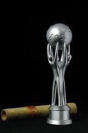 亚洲人拳交残酷业余：街头格斗赛车新作极速拳交发售，驾驶舱内挥拳决定胜负-1