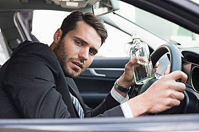 女人与大黄公拘交酡：霓虹夜幕下的叛逆引擎，重铸街头命运轮盘-4