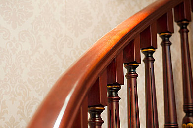 18岁禁：暗夜轰鸣，街头赛车与帮派纷争的终极抉择-3