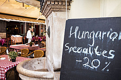 三上悠亚《同居男友》:虚拟恋人驾驶新游上线,汽油与心跳交织的东京浪漫物语-3