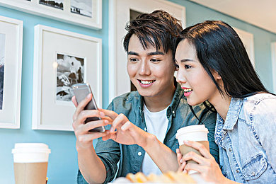 theav国产：驰骋华夏风云，国产汽车工业竞速新游震撼登场-3