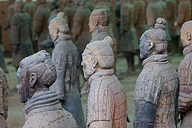 黄色仓库网站：锈蚀大地上的疾驰堡垒，车库王国崛起记-2